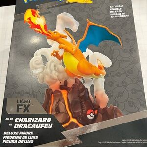 Charizard Deluxe Figure with Light FX